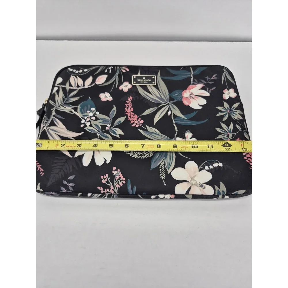 Kate Spade Black Floral Print Nylon Padded Laptop Sleeve Excellent